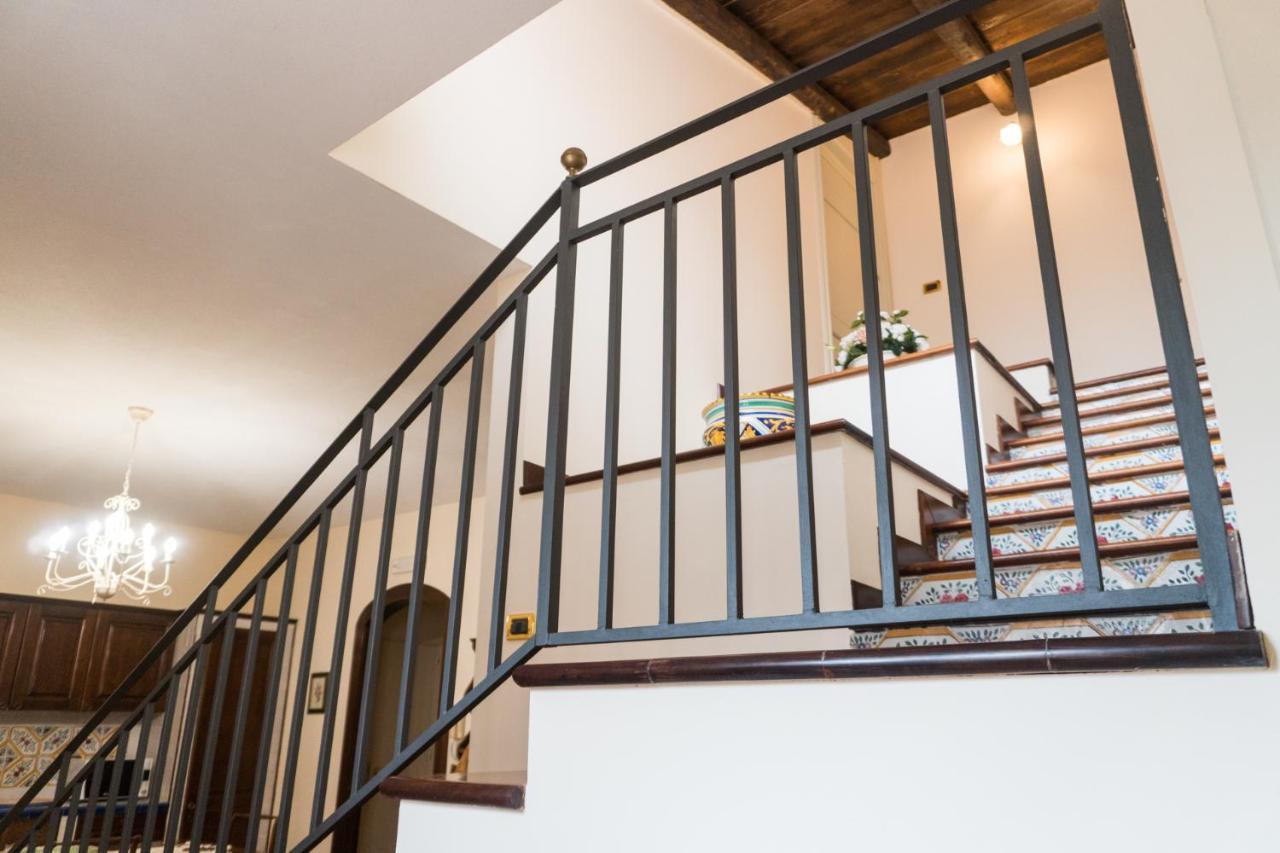 Palazzo Bella Bed & Breakfast Campobello di Licata ภายนอก รูปภาพ